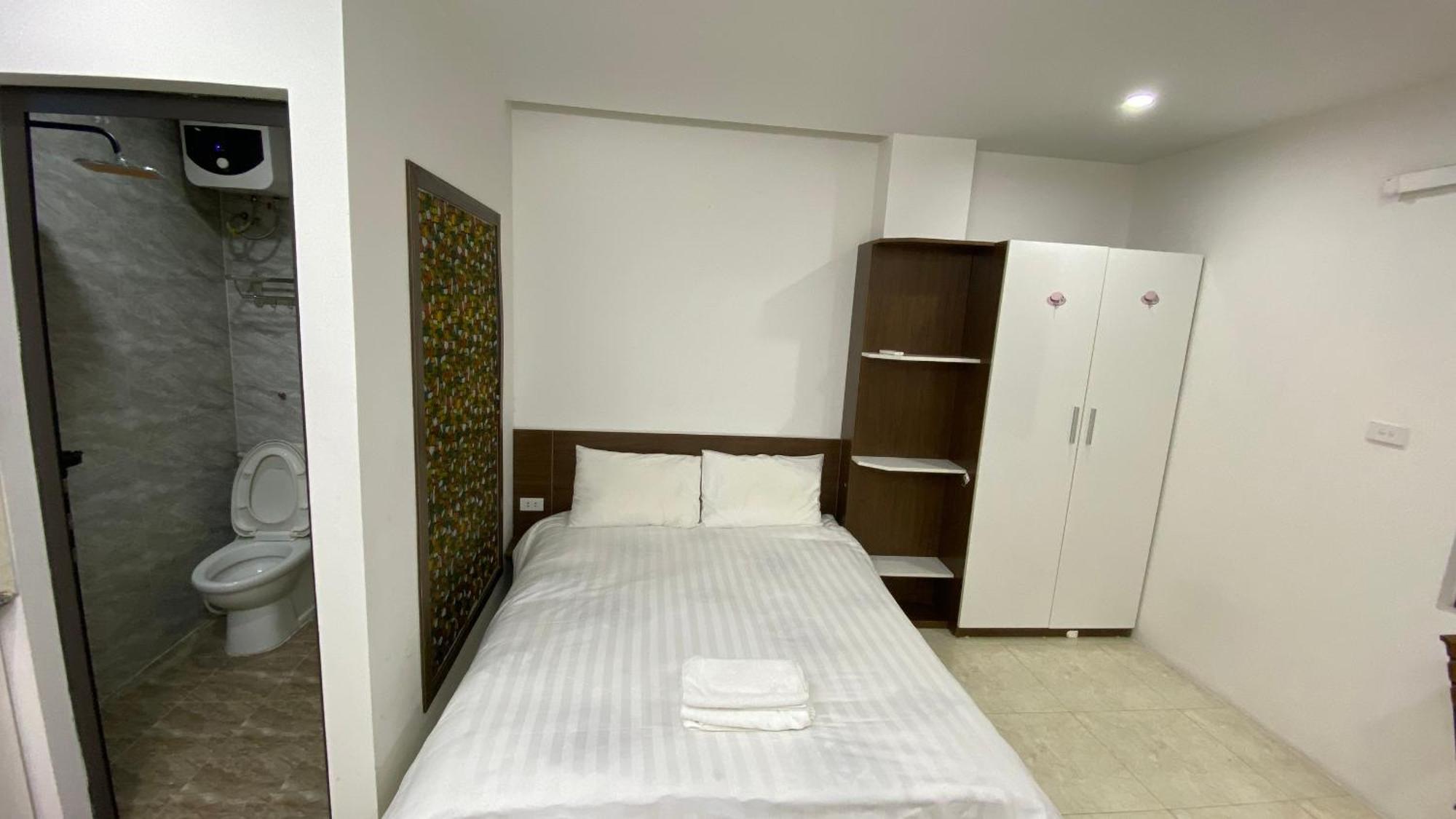 Era Apartment Ham Long Hanoi Exterior foto