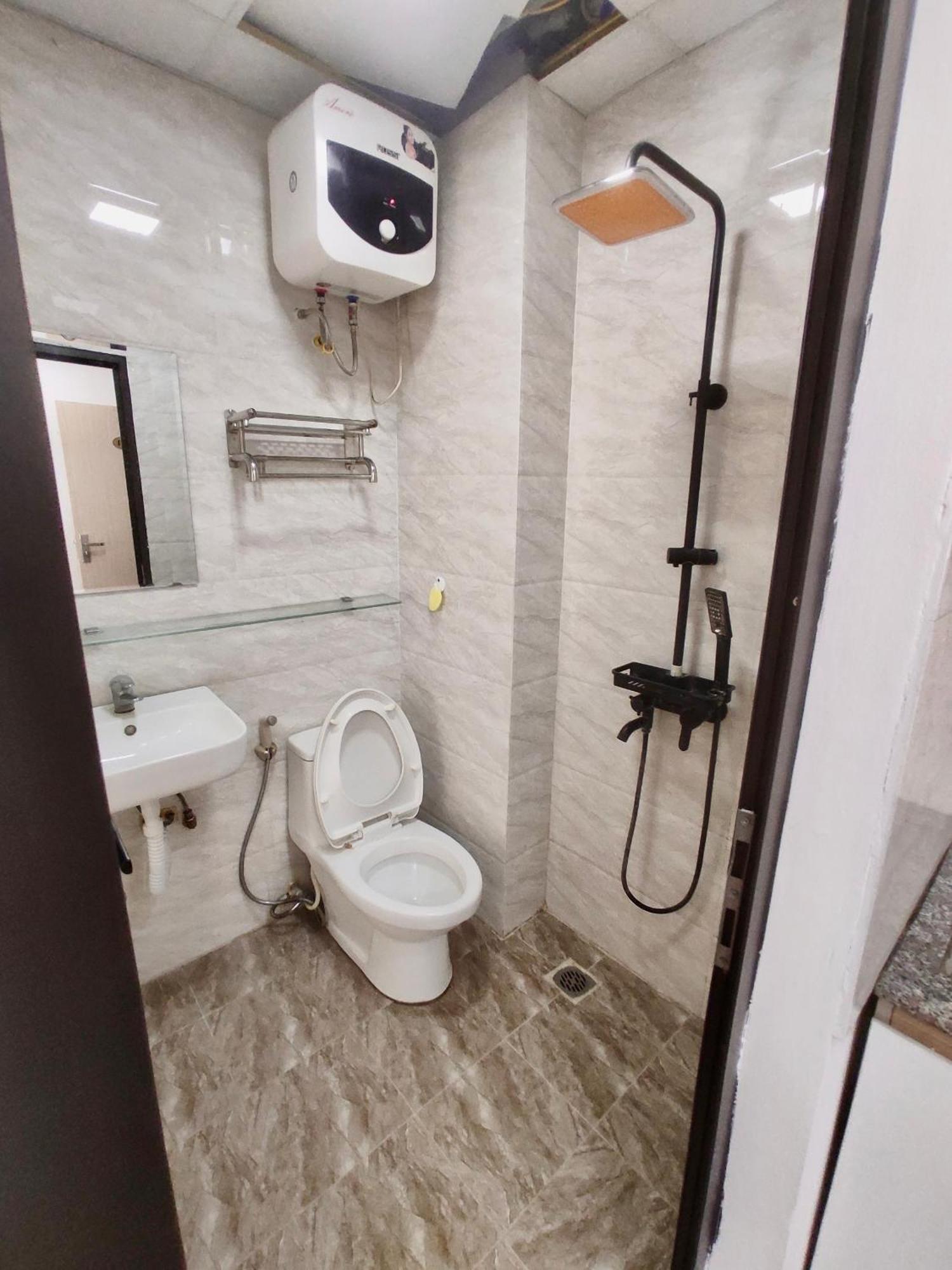 Era Apartment Ham Long Hanoi Exterior foto